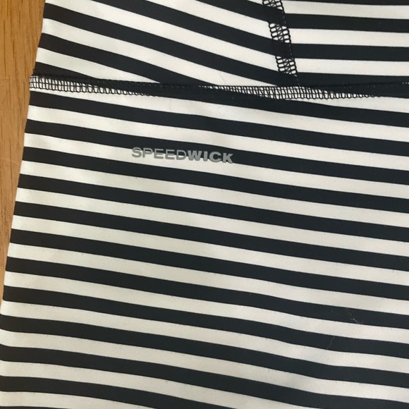 Reebok 2” Speedwick Shorts - Striped Size M - Picture 5 of 7